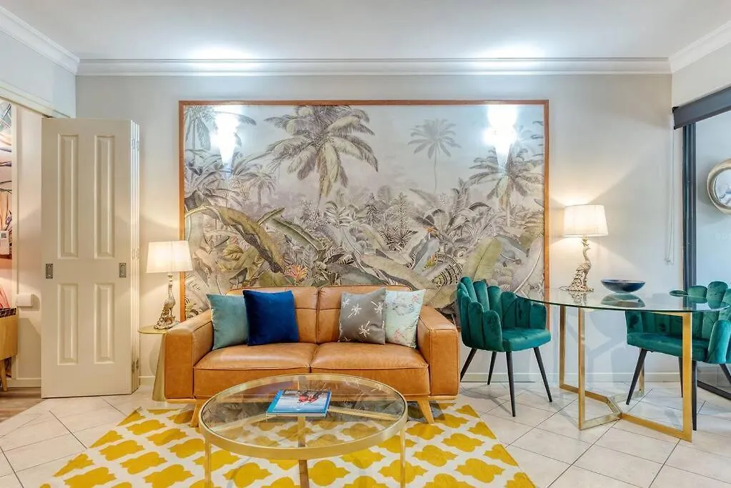 The Lookout Lux Spa, Heart Of Port Douglas Mk Apartment