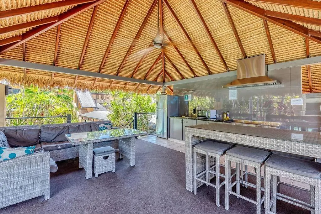 The Lookout Lux Spa, Heart Of Port Douglas Mk 0*,  Australia